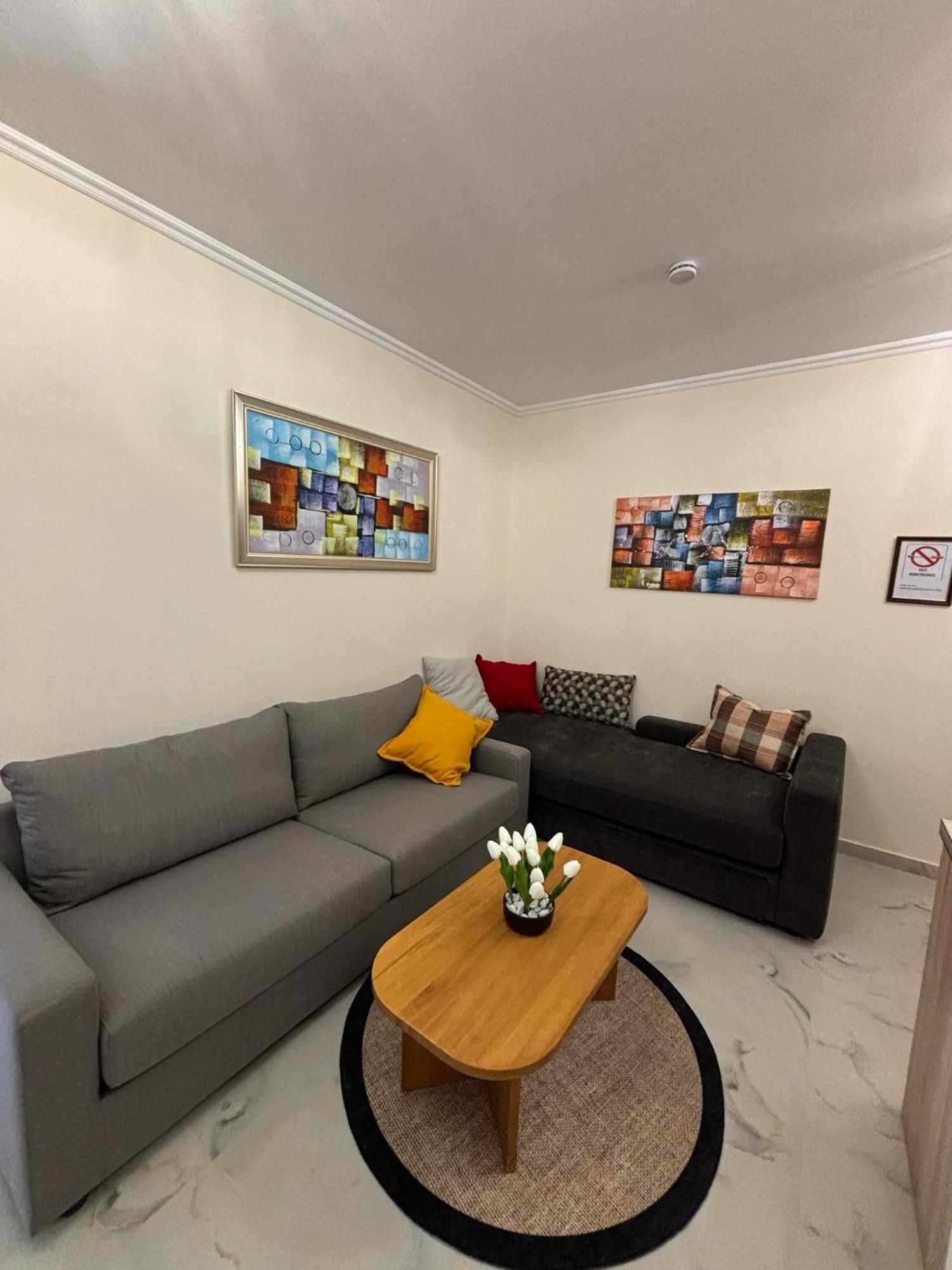 Joana Prestige Apartament *