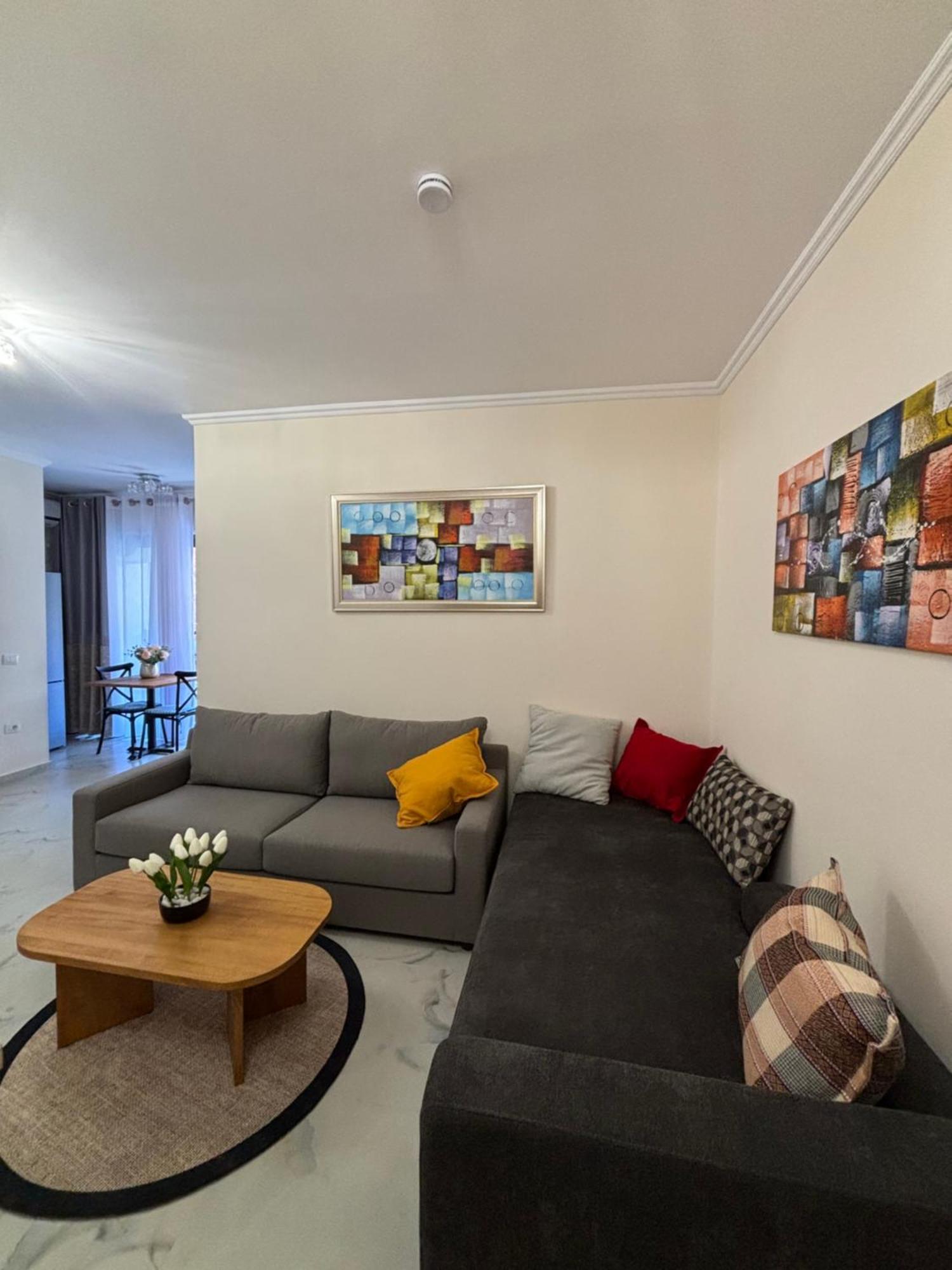 Joana Prestige Apartament *